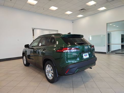 New 2026 Toyota Corolla Cross LE w/ Cold Weather Package image 5