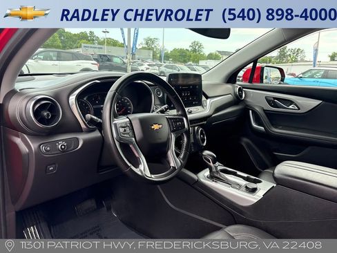 Used 2023 Chevrolet Blazer LT AWD/4WD image 4