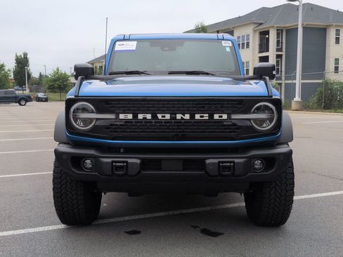 Certified 2025 Ford Bronco Badlands AWD/4WD image 9