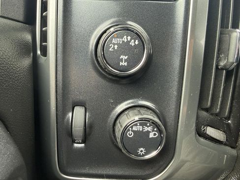 Used 2017 Chevrolet Silverado 1500 LT image 14