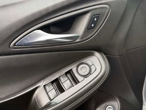 Used 2024 Buick Encore GX Preferred w/ Comfort Package image 12