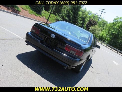 Used 1995 Chevrolet Impala SS RWD image 16