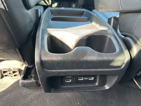 Used 2024 Honda Odyssey Touring image 4