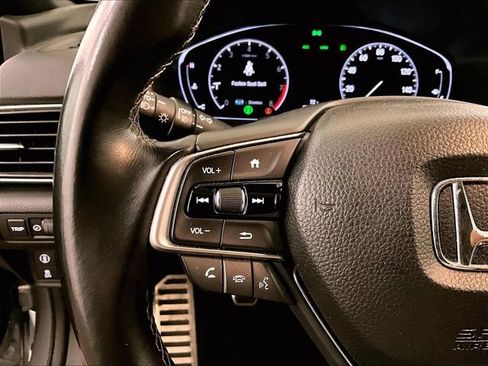 Used 2018 Honda Accord Sport image 17