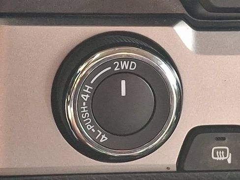 Used 2021 Toyota Tacoma SR5 AWD/4WD image 24