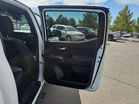 Used 2023 Toyota Tacoma TRD Sport AWD/4WD image 16