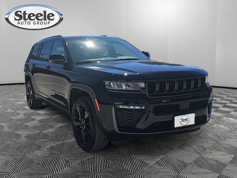 New 2026 Jeep Grand Cherokee L Limited w/ Limited Altitude Package image 7