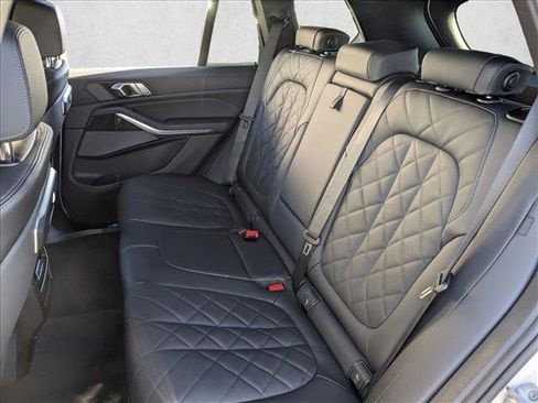 Used 2026 BMW X5 xDrive40i AWD/4WD image 16