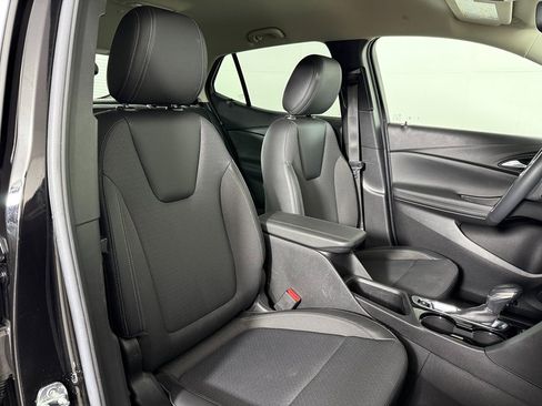 Used 2023 Buick Encore GX Preferred w/ Cold Weather Comfort Package image 25