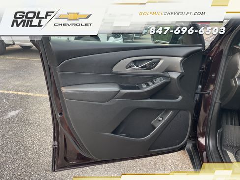 Used 2023 Chevrolet Traverse LT w/ LPO, Floor Liner Package AWD/4WD image 11