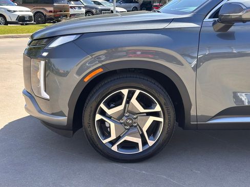 Used 2025 Hyundai Palisade Limited image 6