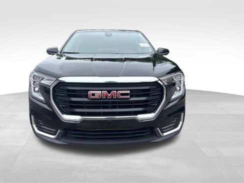 Used 2024 GMC Terrain SLE AWD/4WD image 48