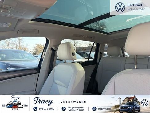 Certified 2023 Volkswagen Tiguan SE w/ Panoramic Sunroof Package AWD/4WD image 15