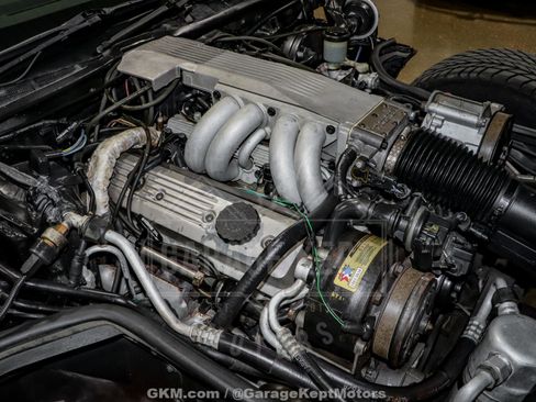 Used 1986 Chevrolet Corvette Convertible image 99