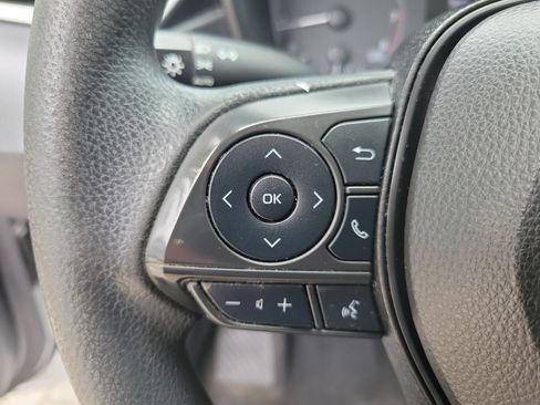 Used 2024 Toyota Corolla LE FWD image 29