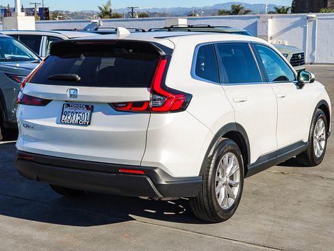Used 2023 Honda CR-V EX image 9