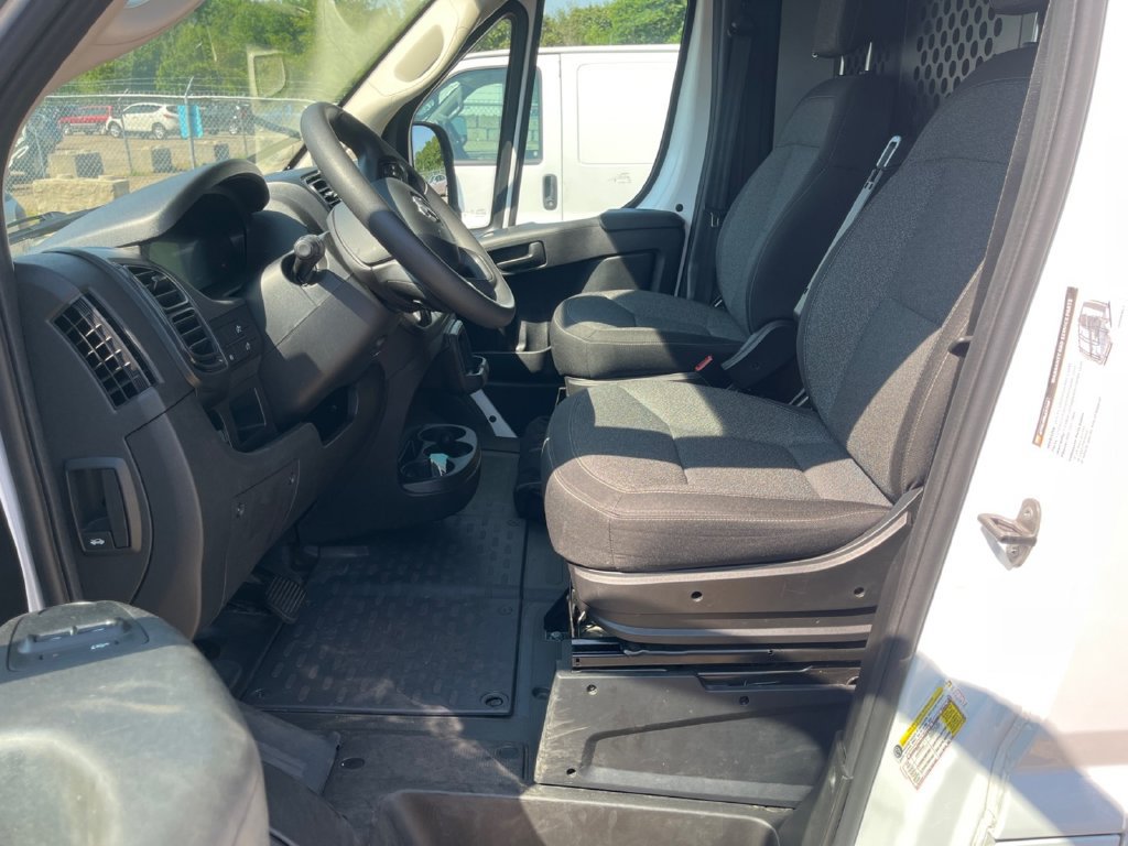 Used 2025 RAM ProMaster 2500 w/ U-Haul Equipment Group FWD image 22