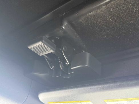 Used 2024 Ford Bronco Wildtrak image 38