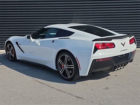 Used 2016 Chevrolet Corvette Stingray Coupe w/ 2LT Preferred Equipment Group image 3