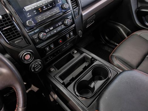 Used 2024 Nissan Titan PRO-4X w/ Pro-4x Convenience Package image 23