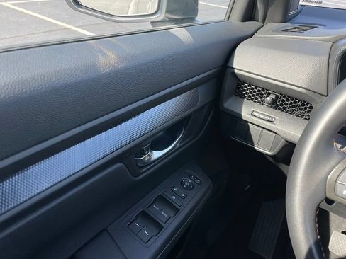 Used 2026 Honda CR-V Sport image 22