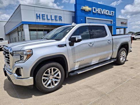Used 2021 GMC Sierra 1500 SLT w/ SLT Premium Plus Package AWD/4WD image 3