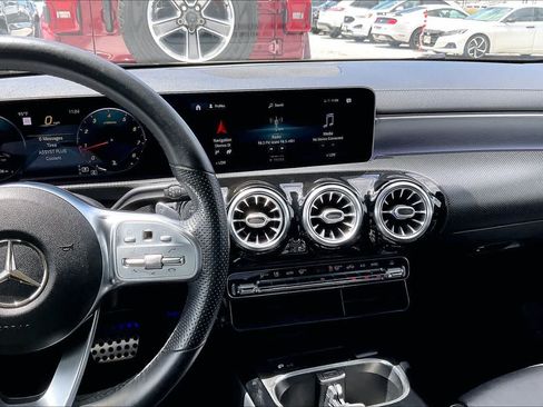 Used 2020 Mercedes-Benz CLA 250 image 15