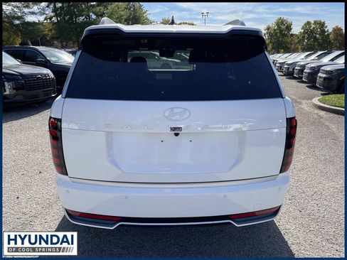 New 2026 Hyundai Palisade Calligraphy FWD image 6