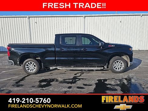 Used 2022 Chevrolet Silverado 1500 LT w/ Z71 Off-Road Package image 4