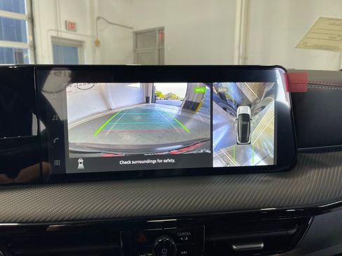 New 2026 Nissan Kicks SR image 12