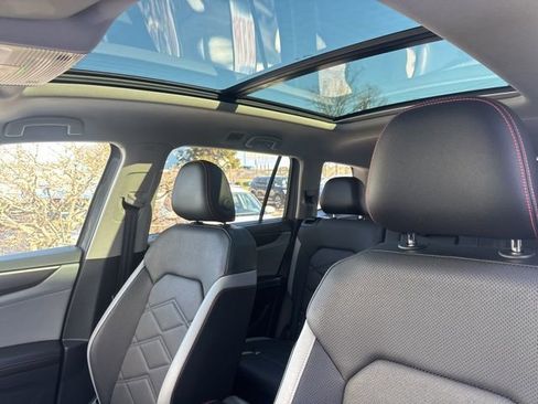 Certified 2025 Volkswagen Atlas Peak Edition SE image 14