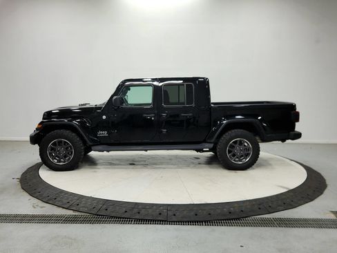 Used 2022 Jeep Gladiator Overland w/ Popular Equipment Package AWD/4WD image 5