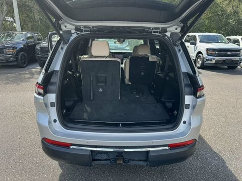 Used 2025 Jeep Grand Cherokee L Limited w/ Trailer Tow Package AWD/4WD image 9