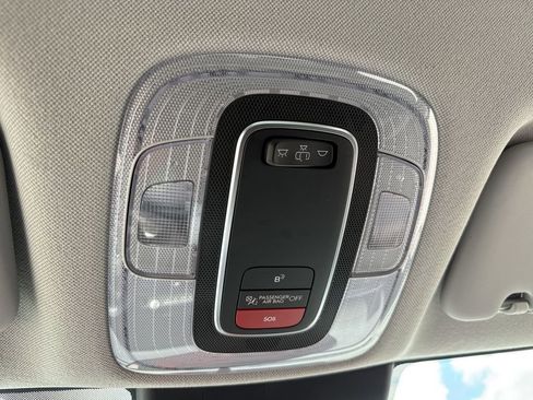 Used 2024 Hyundai Elantra SEL FWD image 17