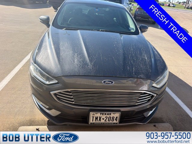 Used 2017 Ford Fusion SE w/ Fusion SE Technology Package FWD image 1
