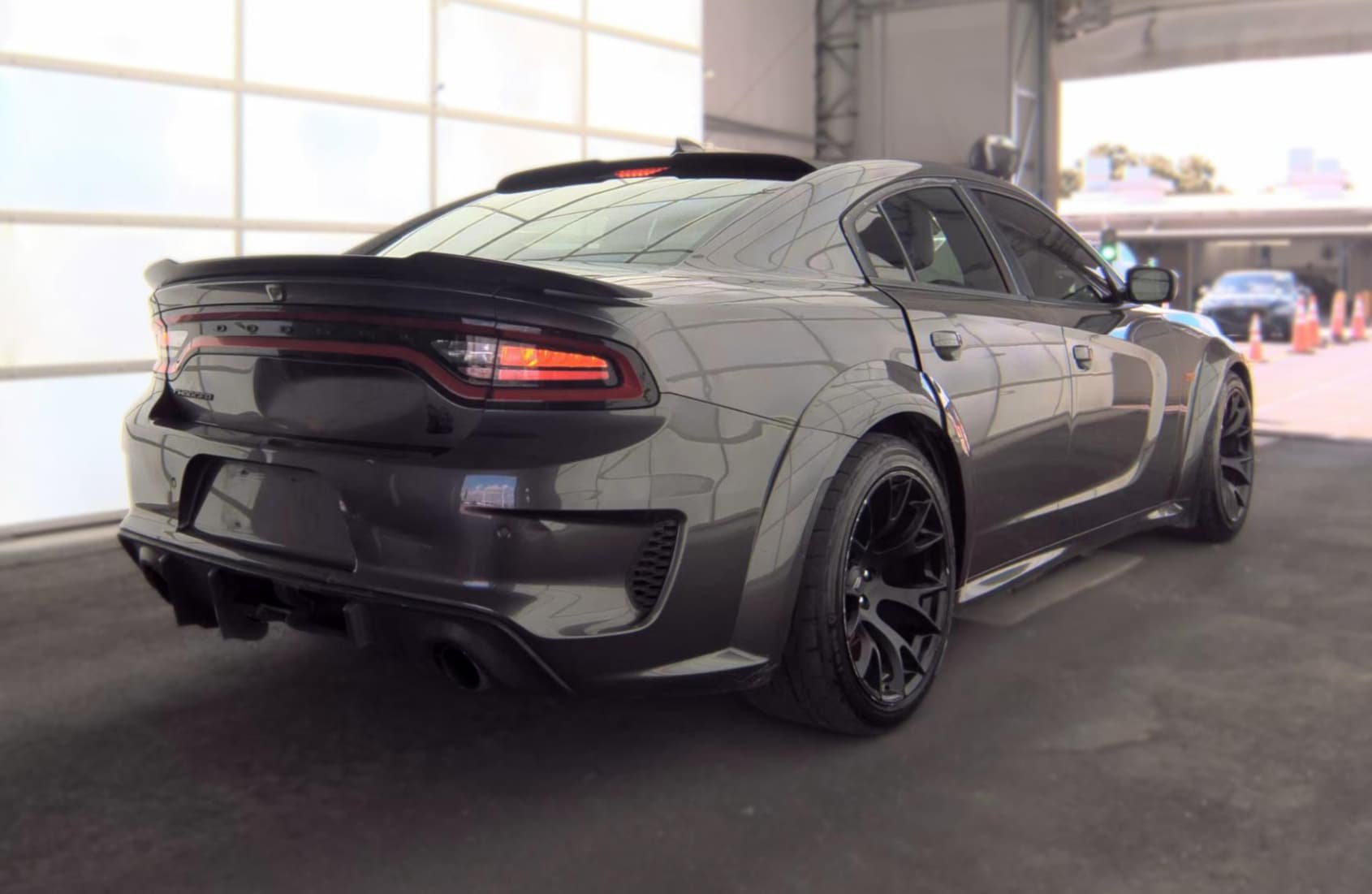Used 2022 Dodge Charger Scat Pack RWD image 9