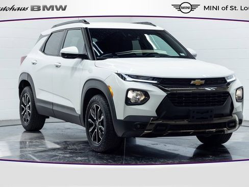 Used 2023 Chevrolet TrailBlazer ACTIV w/ Convenience Package image 1