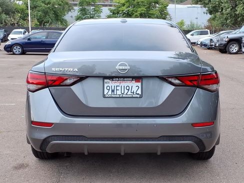 Used 2025 Nissan Sentra SV FWD image 5