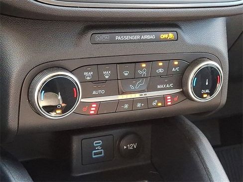 Used 2023 Ford Escape Active image 12