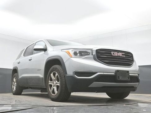 Used 2018 GMC Acadia SLE AWD/4WD image 27