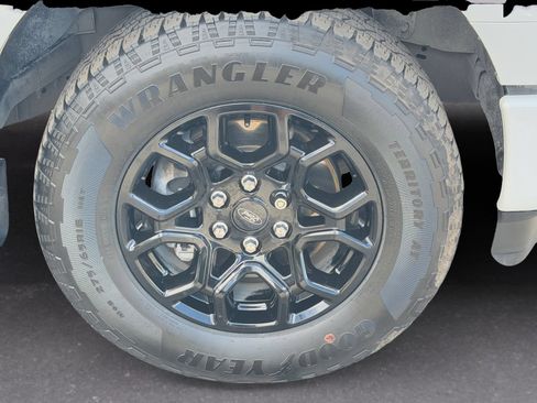 Used 2024 Ford F150 XLT w/ Equipment Group 302A MID AWD/4WD image 7