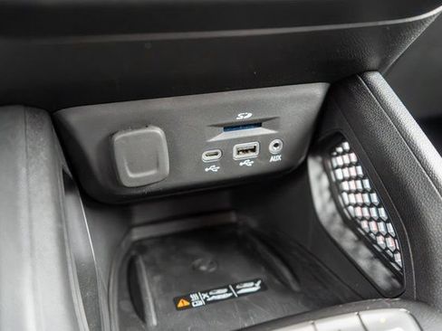 Used 2022 Chevrolet TrailBlazer RS w/ Technology Package AWD/4WD image 27