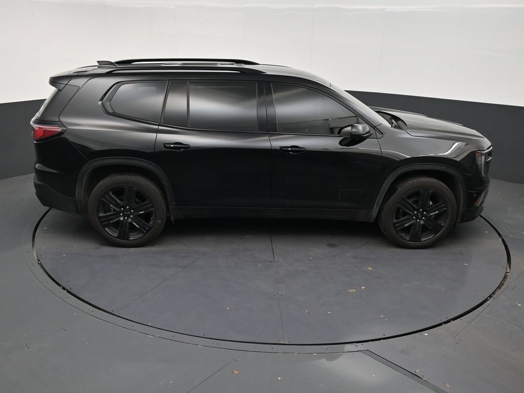 Used 2025 GMC Acadia Elevation w/ Elevation Premium Package FWD image 16