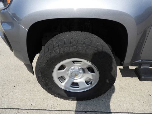 Used 2022 Chevrolet Colorado W/T w/ WT Convenience Package AWD/4WD image 15