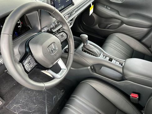 New 2026 Honda HR-V EX-L image 10