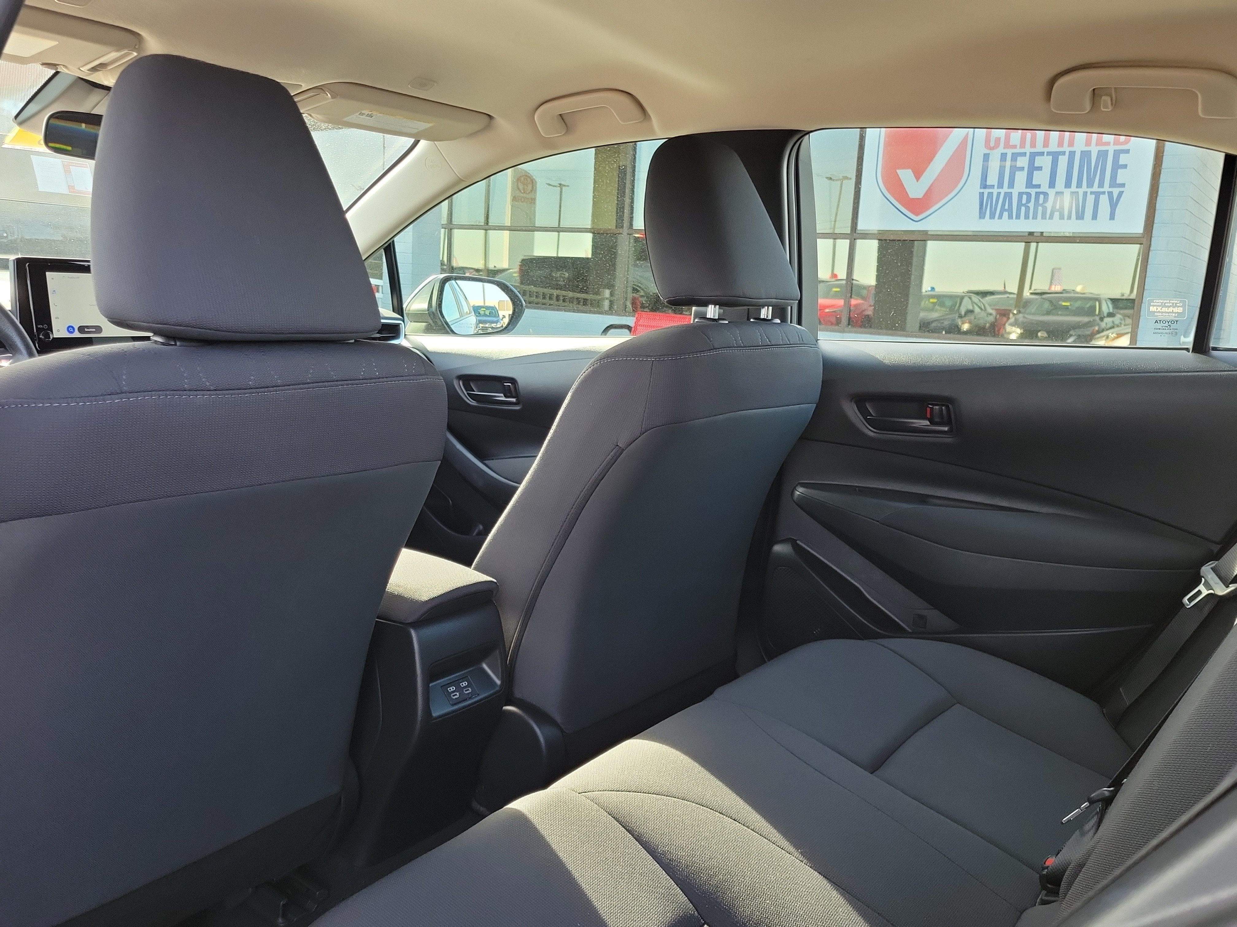 Used 2024 Toyota Corolla LE FWD image 14