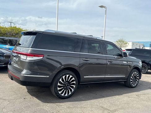 Used 2024 Lincoln Navigator L Black Label image 8
