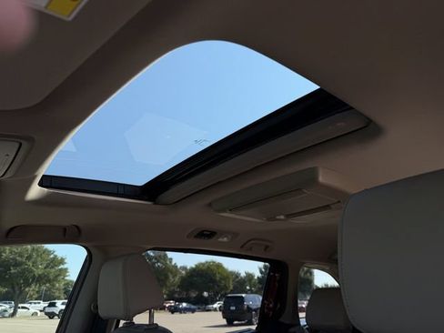 Used 2020 Honda Odyssey Elite image 24