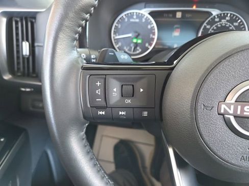 Used 2023 Nissan Pathfinder SL image 61