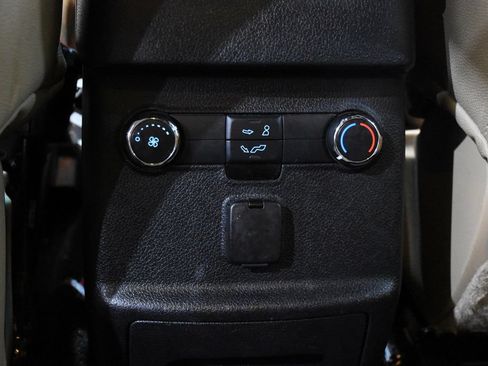 Used 2017 Ford Explorer FWD image 23